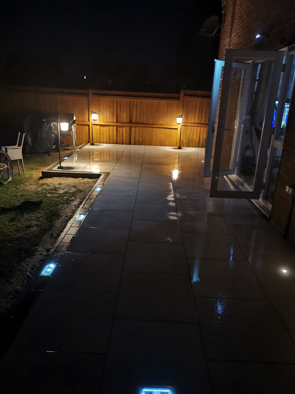 Patio, Fencing and Timber Decking Specialist in Peterborough, Wisbech, Boston, Holbeach, Grantham, Sleaford, Stamford, Bourne, Spalding